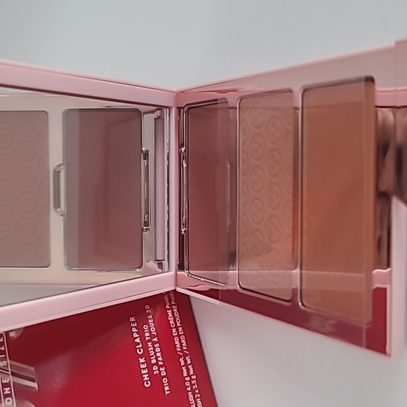 NIB ✅ ONE/SIZE #VERY THAT Patrick Starrr Cheek Clapper 3D Blush Trio Palette 0/S - Picture 13 of 13